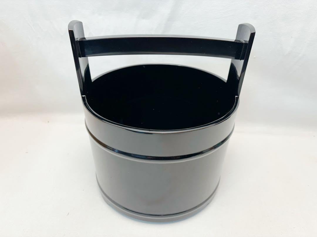 ほぼ未使用 茶道具 光栄堂作 輪島塗 木製黒真塗 手桶 水指 割蓋 手提付共箱 ほぼ 茶道具 光栄堂作 輪島塗 木製黒真塗 手桶 水指 割蓋 手提